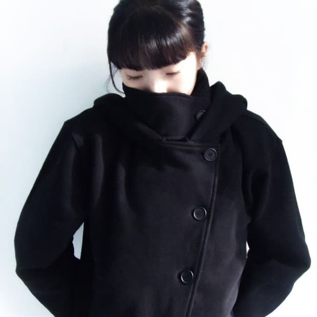 오스하이 High Neck Hood Zip Up Black 구해요