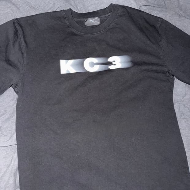 KC x 떠그클럽 반팔티