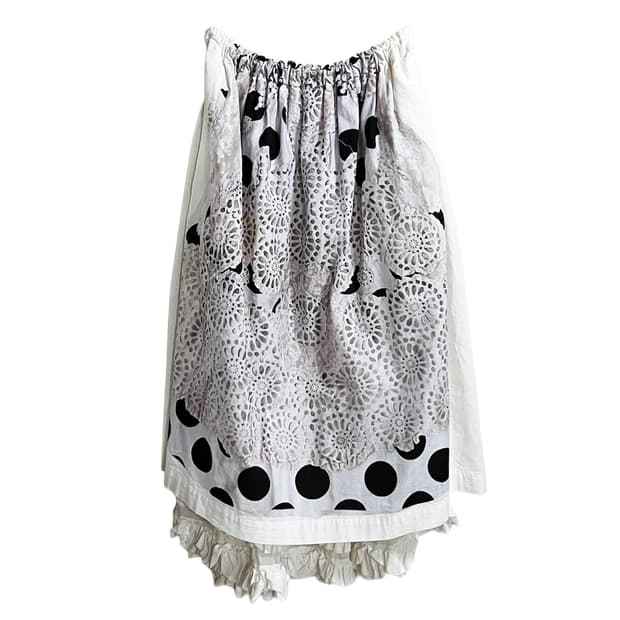 COMME DES GARCONS dot fril skirt