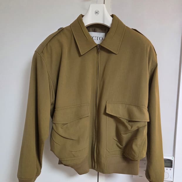 [1] 렉토 25fw 빈티지 프레스 크리즈 점퍼 올리브