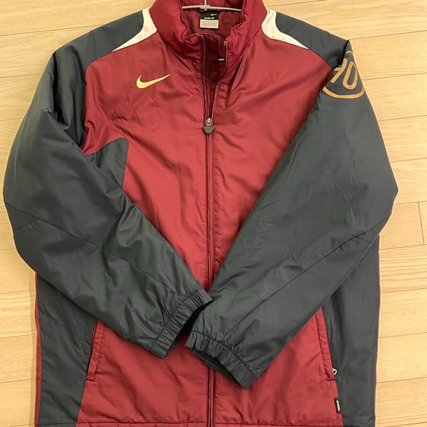 우주매물 )나이키 토탈 90 경량패딩자켓 L 100~105