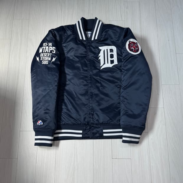 WTAPS X Majestic 14ss 벤치자켓 M