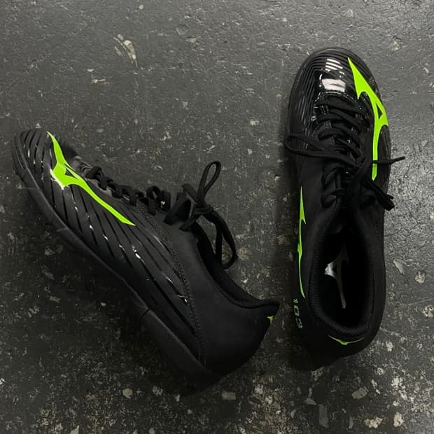 255 미즈노 바사라 103 MD 풋살화