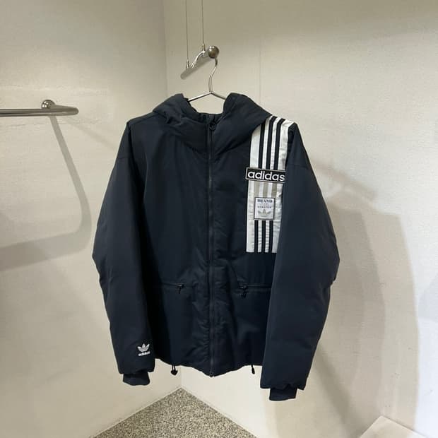 아디다스 삼선 후드 패딩