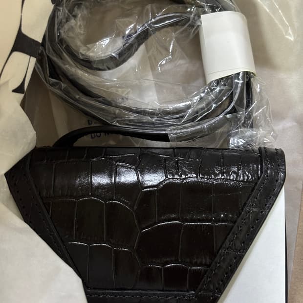 렉토 엔벨로프 레더백