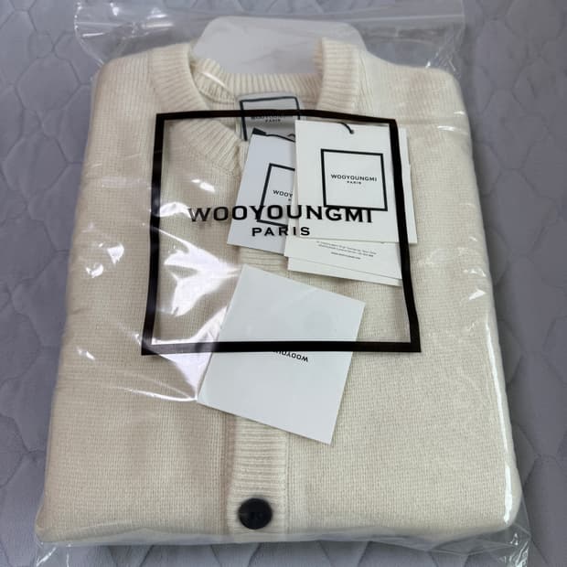 [48] 우영미 25fw 아이보리 헨리넥 가디건