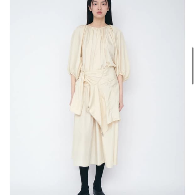 cosmoss shirring blouse  코스모스 셔링 블라우스