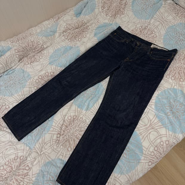 캐피탈 슬림스트레이트 데님