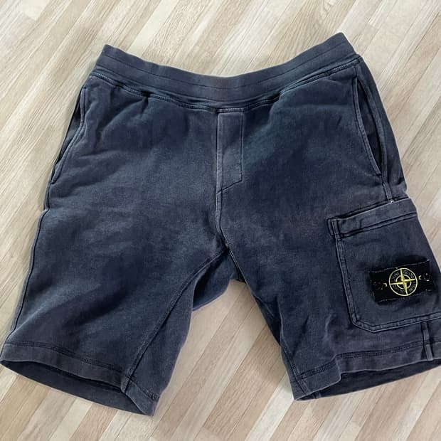스톤아일랜드 반바지 네이비