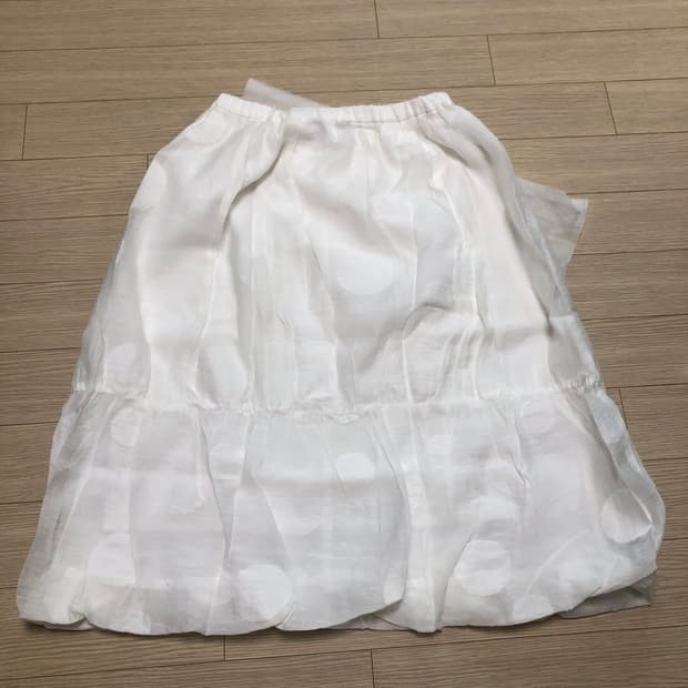 코튼 도트 밴딩 핀턱 볼륨 스커트