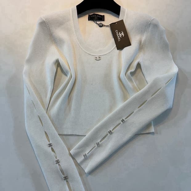 (새상품)샤넬니트티