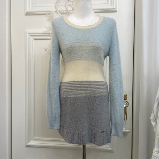 COURREGES mint gray wool sweater mini op
