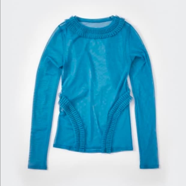 구해요) 울리카상투스 플리츠 메쉬 탑 블루