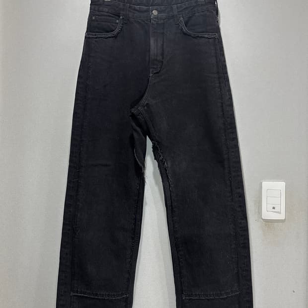 택포/A급) COOR 컷오프 패널드 데님 팬츠 블랙