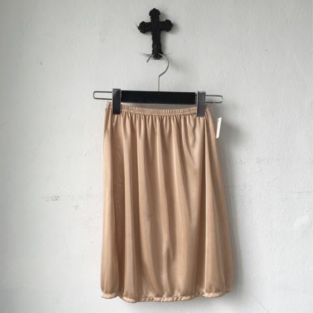 Slip skirt