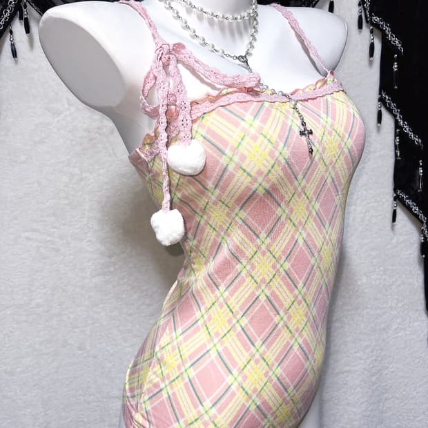 리즈리사 체크 프릴레이스 폼폼 슬리브리스 나시 히메갸루 라떼 핀터 팝걀