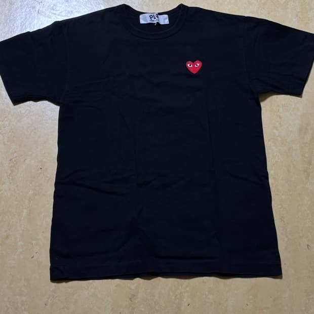 꼼데가르송 플레이 반팔 L사이즈