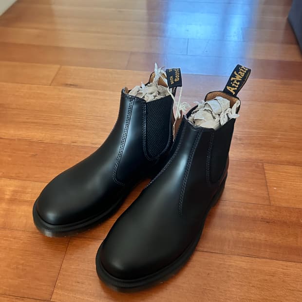 닥터마틴 Smooth 2977 Black EU37