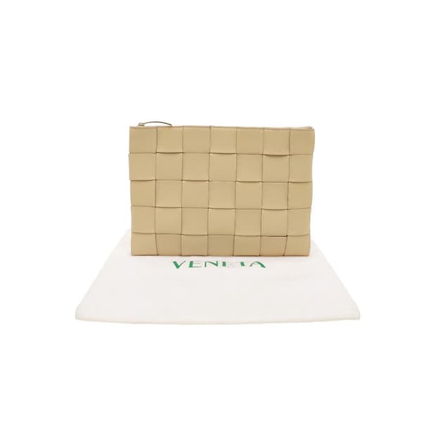 [S급] 보테가베네타 인트레치아토 클러치 판매합니다!!!