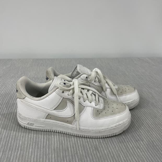 504) 나이키 에어포스1 로우 화이트 스모크 그레이 240mm