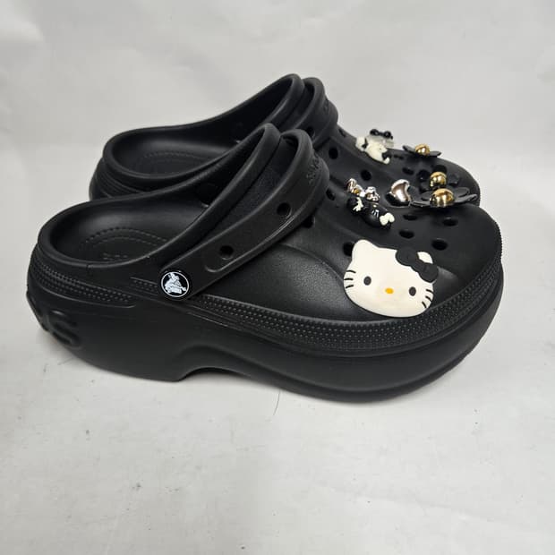 크록스 클래식 크러쉬 블랙 샌들 키티 지비츠 장식 M7.W9