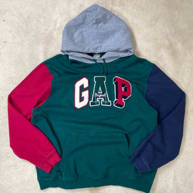 gap 키치배색후드