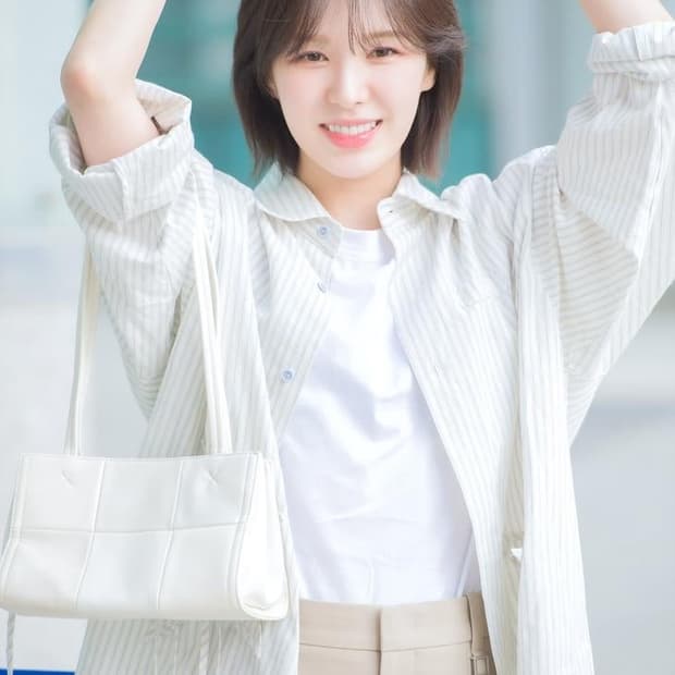 웬디착용 라츠유 트윙클 트윈스타 셔츠 블루