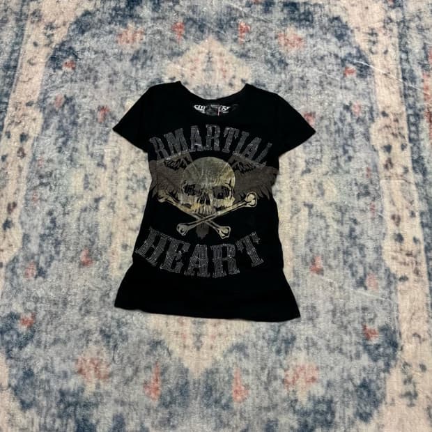 Dig deep bizz skull top