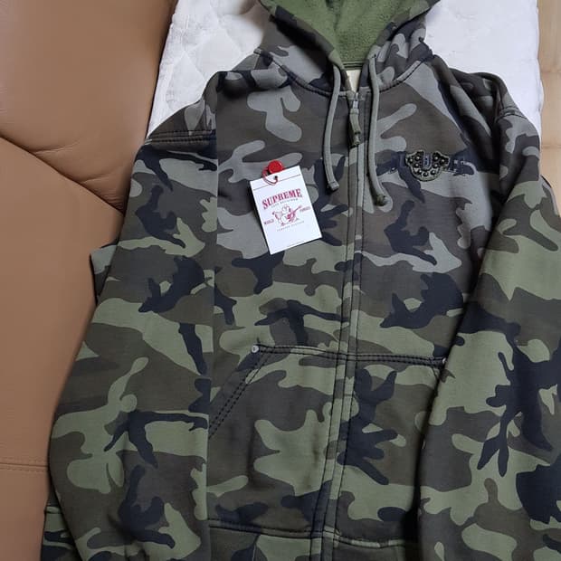 슈프림 X 트루릴리전 후드 집업 티셔츠 브라운 카모 25FW