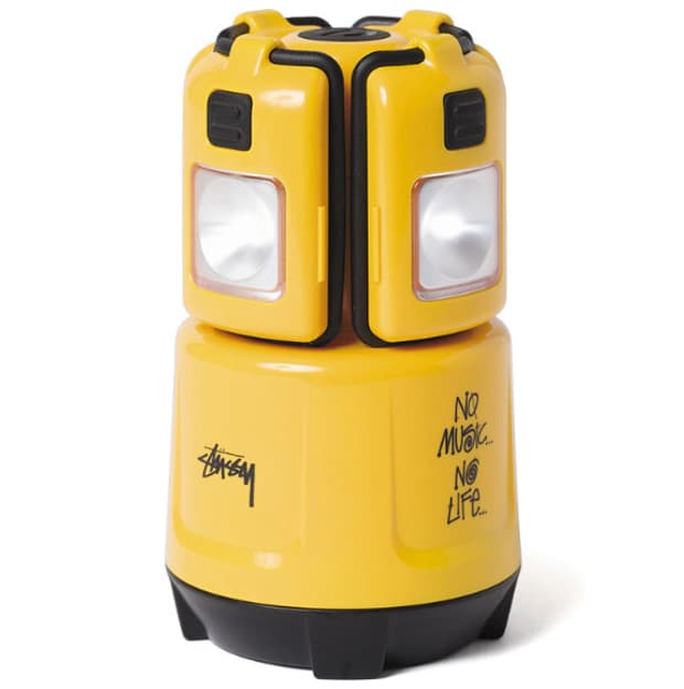 STUSSY × Coleman MICRO LANTERN
