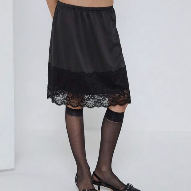 레이스 레이어드 미디 스커트