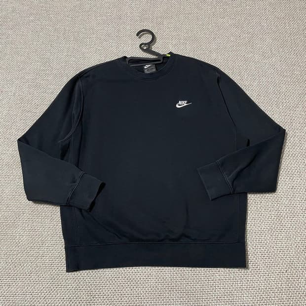 나이키 라운드 기모 맨투맨. 6002