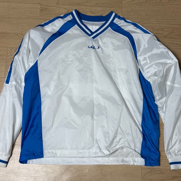 코드그라피 윈드브레이커 웜업