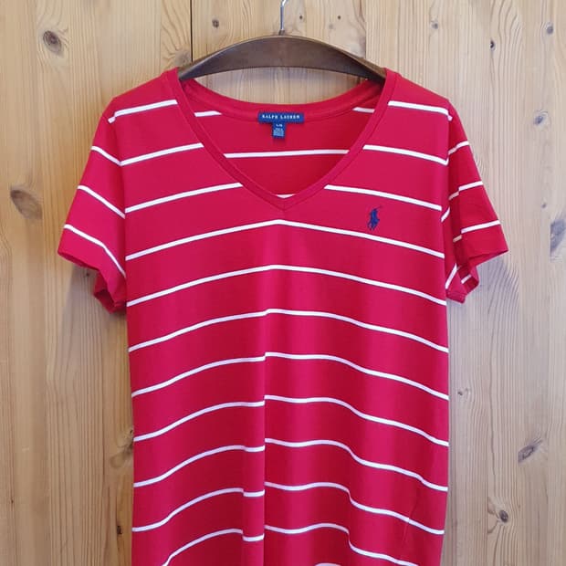 66.폴로 브이넥 반팔티 