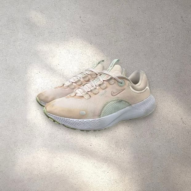 [245] 나이키 리액트 이스케이프 런 파스텔핑크 (No.532)