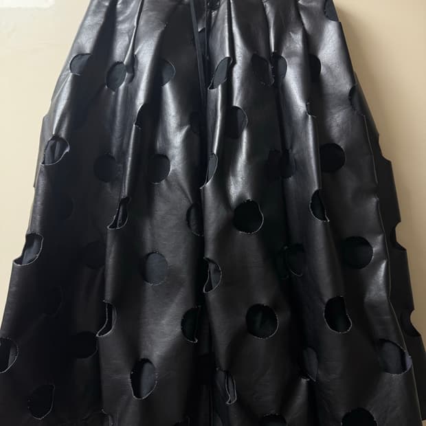 (S) Comme des Garcons leather dot skirt