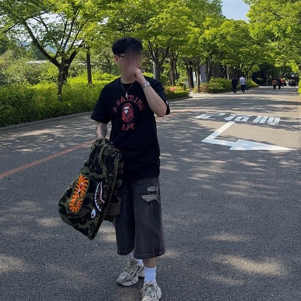 베이프 컬러 카모 컬리지 티셔츠 블랙 레드 L