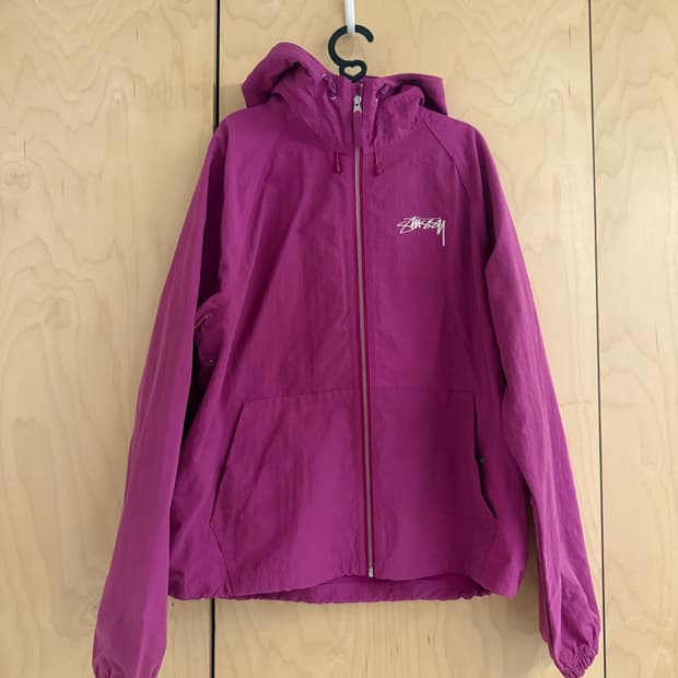 스투시 웨이브 다이 비치 쉘 자켓 베리(M새제품)