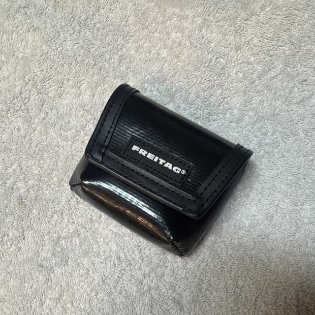 프라이탁 미니메신저 올검 올블랙