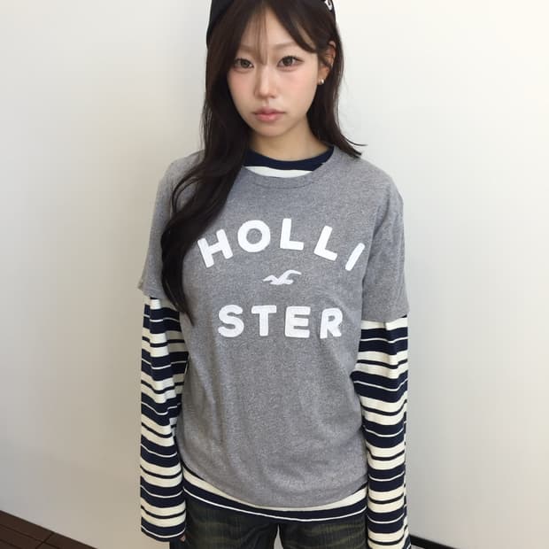 Hollister Logo Graphic Tee