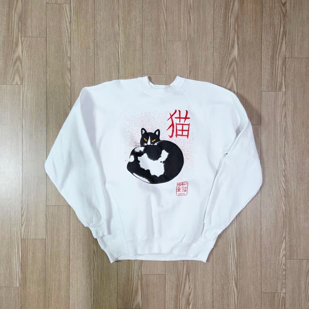 헤인즈 90s 화이트 블랙캣 맨투맨