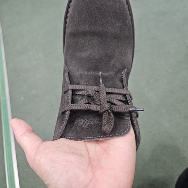 아스토플렉스 그린플렉스 다크체스넛 42 새상품급 1회착용