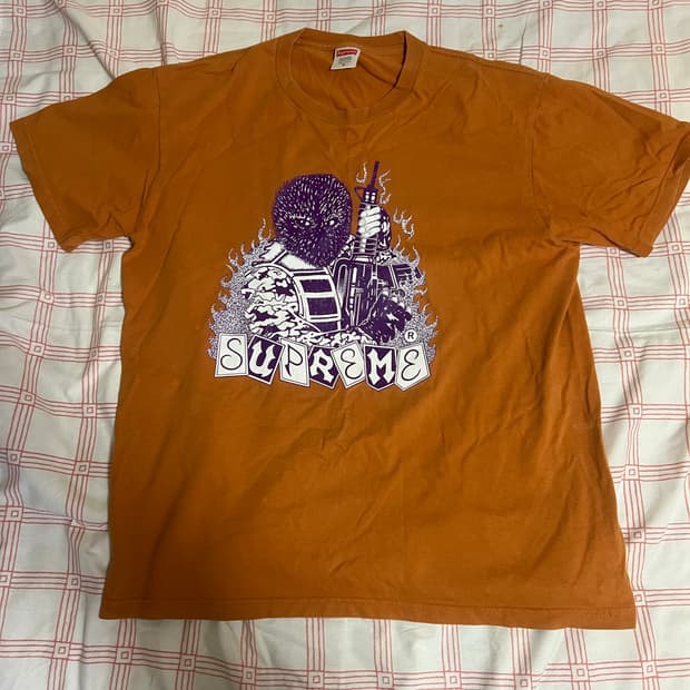 슈프림 티셔츠 