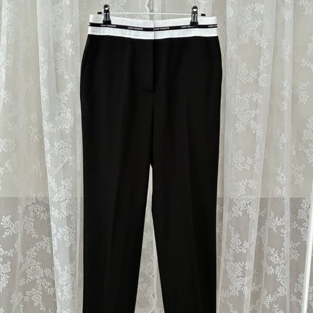 36) 럭키슈에뜨 23fw 슬랙스 블랙