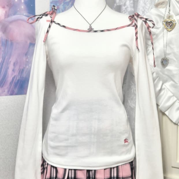 버버리 블루라벨 핑크 노바체크 리본 옾숄 라운드 넥 히메갸루 오네갸루 탑