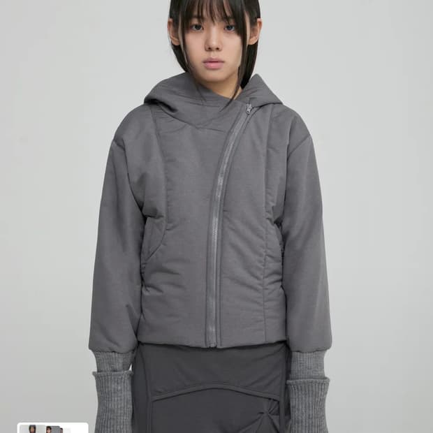 플레어업 Hooded Asymmetrical Puffer Jacket 