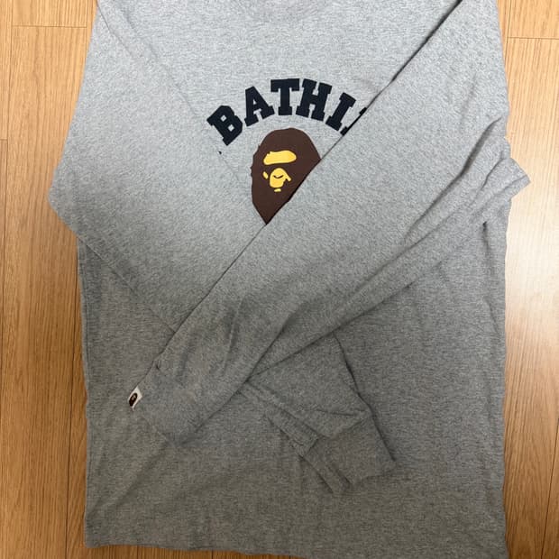 베이프 컬리지 롱슬리브 티셔츠 그레이