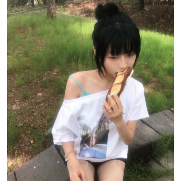 리브인모스 unbal tee 언발티