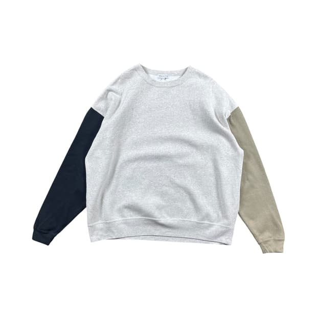 Freaks Store 그레이 컬러 맨투맨