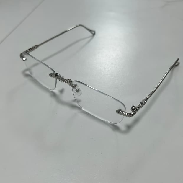 무테 안경